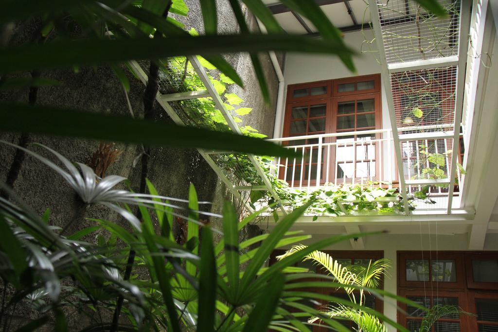 Bed And Breakfast Tomang Jakarta Ngoại thất bức ảnh